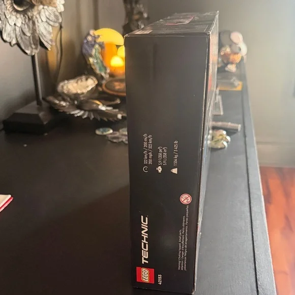 LEGO Technic NASCAR Chevrolet Camaro - Blue, White, Black - Picture 5 of 5